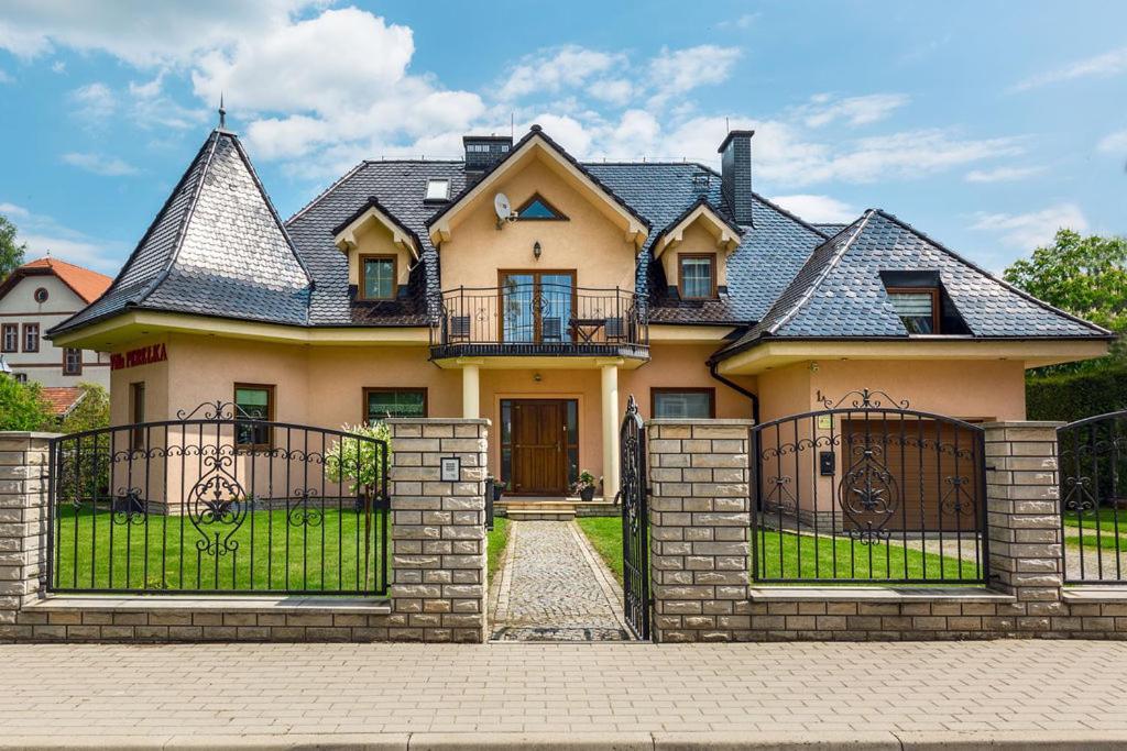 Willa Perelka Kudowa-Zdrój Extérieur photo